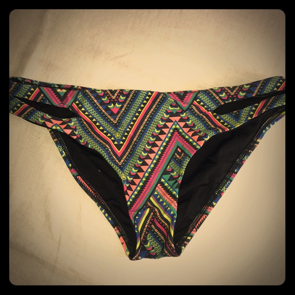 L*Space Lspace Multicolor Geo Pattern Bottoms - image 1